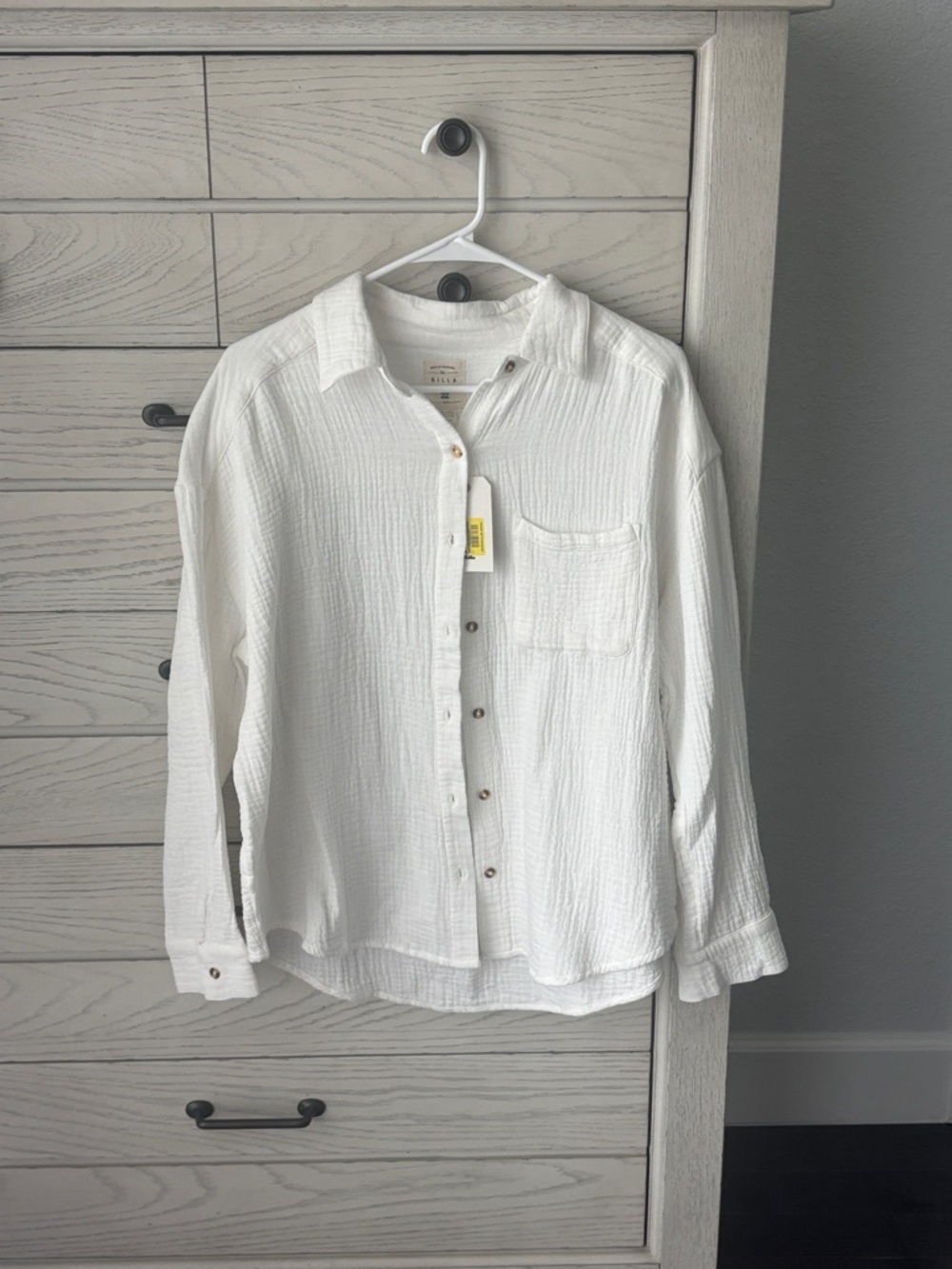 Billabong White Button-Up Shirt with Logo Tag